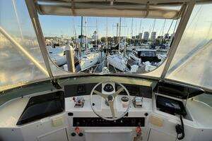 1994 Hatteras Double Cabin thumbnail 24