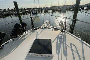 1994 Hatteras Double Cabin thumbnail 11