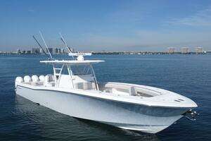  2022 Invincible 42 Open Fisherman Yacht For Sale in Fort Lauderdale FL