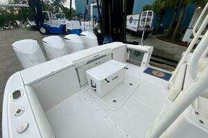 WAHOO 2016 Everglades  Yacht For Sale in Miami Beach FL