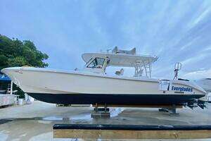 WAHOO 2016 Everglades  Yacht For Sale in Miami Beach FL