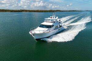 Seanote 2005 Queenship 72 Rayburn CPMY Yacht For Sale in Jupiter FL