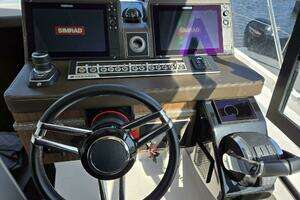 2020 Four Winns V355 Coupe OB thumbnail 13