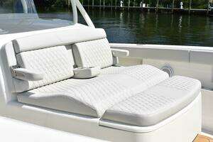 43ft Jupiter Yacht For Sale