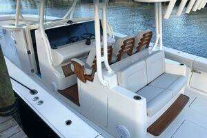 43ft Jupiter Yacht For Sale