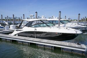 Photo 5270931 for 2023 Sea Ray 320 Sundancer  