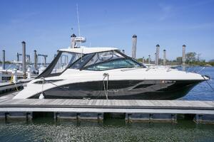 Photo 5270932 for 2023 Sea Ray 320 Sundancer  