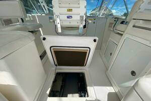 Tropical High 33ft Rampage Yacht For Sale Tropical High 33ft Rampage Yacht For Sale