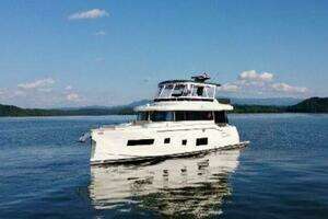 CeCe 2021 Sirena 58 Yacht For Sale in Knoxville TN