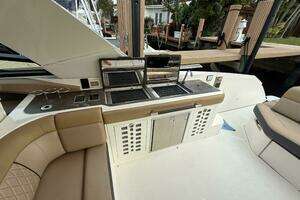  2019 Sea Ray SLX 400 OB Yacht For Sale in Fort Lauderdale FL
