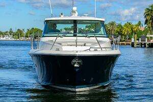  2023 Tiara Yachts 43 LE Yacht For Sale in Fort Lauderdale FL