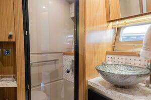 ANDIAMO 2017 Sea Ray L590 Fly Yacht For Sale in Fort Lauderdale FL