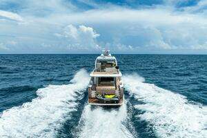 OCEANA 2015 Prestige 750 Yacht For Sale in Hollywood FL
