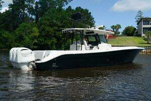  2018 Hydra-Sports 3900 Speciale Yacht For Sale in Florence SC