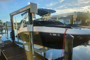 25ft Sea Ray Yacht For Sale
