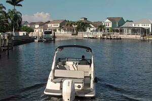 25ft Sea Ray Yacht For Sale