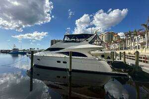 LA VIDA LOCA 2004 Marquis 59 Yacht For Sale in Fort Myers FL