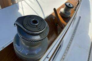 1985 Endeavour 42 thumbnail 71