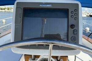 1985 Endeavour 42 thumbnail 65