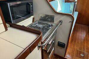 1985 Endeavour 42 thumbnail 14