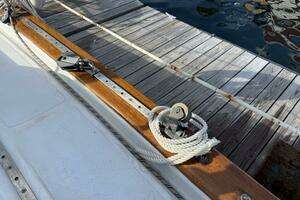 1985 Endeavour 42 thumbnail 75