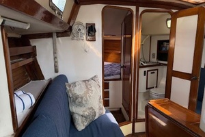 WILD THING 44ft Morgan Yacht For Sale
