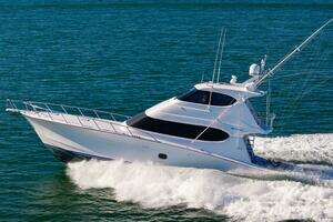 2008 Hatteras 64 Enclosed Bridge thumbnail 2