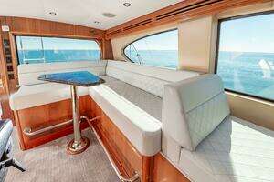 2008 Hatteras 64 Enclosed Bridge thumbnail 22