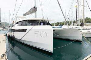 Vox Veritas Vita 2021 Robertson & Caine Leopard 50 Yacht For Sale in Colon 