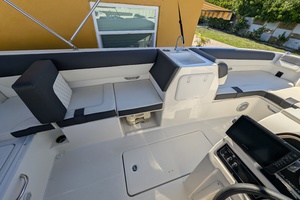 19ft Bayliner Yacht For Sale