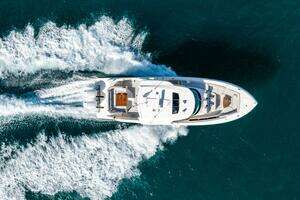 2022 Tiara Yachts 43 LS thumbnail 27