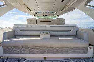 2022 Tiara Yachts 43 LS thumbnail 43