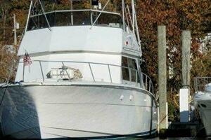 The New 122 50ft Hatteras Yacht For Sale