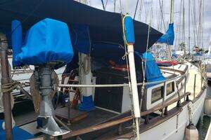1977 Hardin Sea Wolf Masthead Ketch thumbnail 4