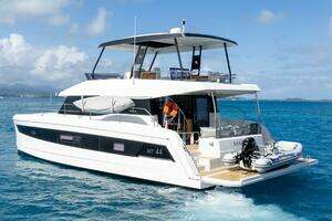 2021 Fountaine Pajot MY44 thumbnail 29