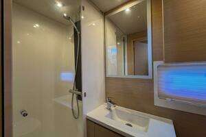 2021 Fountaine Pajot MY44 thumbnail 45