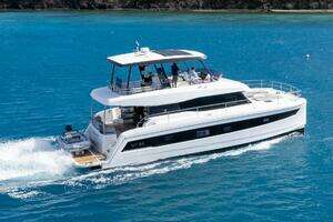 2021 Fountaine Pajot MY44 thumbnail 1