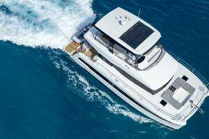 2021 Fountaine Pajot MY44 thumbnail 19