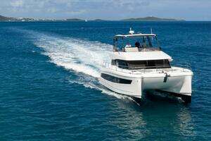 2021 Fountaine Pajot MY44 thumbnail 9