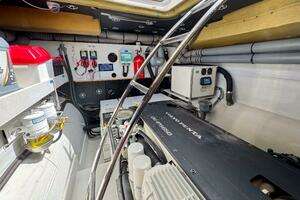 2021 Fountaine Pajot MY44 thumbnail 69