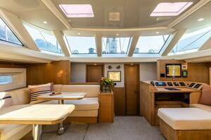CHAMPAGNE HIPPY 85ft Oyster Yachts Yacht For Sale