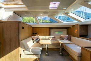 2014 Oyster Yachts Oyster 825 thumbnail 25