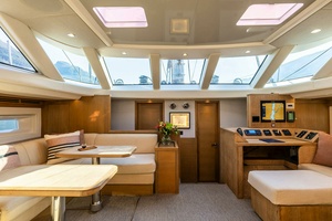 CHAMPAGNE HIPPY 85ft Oyster Yachts Yacht For Sale
