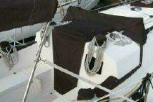 1981 Newport C and C Sloop thumbnail 5