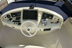 2003 Aicon 56 Flybridge thumbnail 9