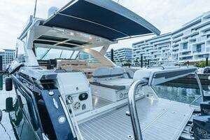  2020 Formula 430 Super Sport Crossover Yacht For Sale in Fort Lauderdale FL