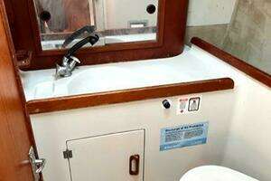 1986 J Boats Masthead Sloop thumbnail 10