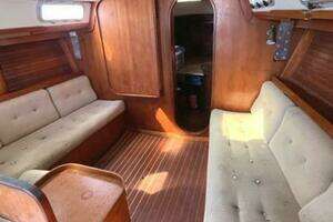 1986 J Boats Masthead Sloop thumbnail 9