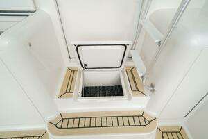 2007 Viking 45 Convertible thumbnail 32