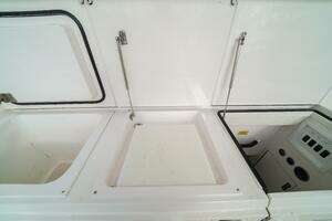 2007 Viking 45 Convertible thumbnail 30